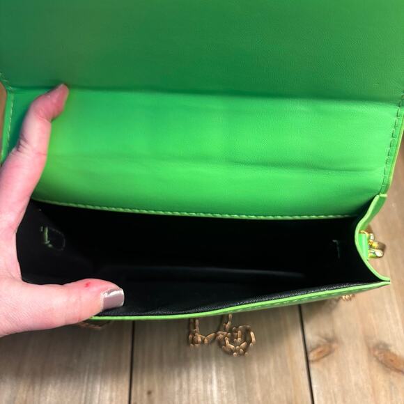 Springtime Lime Green Handbag Crossbody - Picture 3 of 4